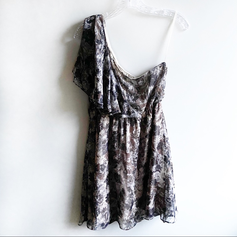 MM Couture dress gray beige one shoulder ruffle - Picture 7 of 7